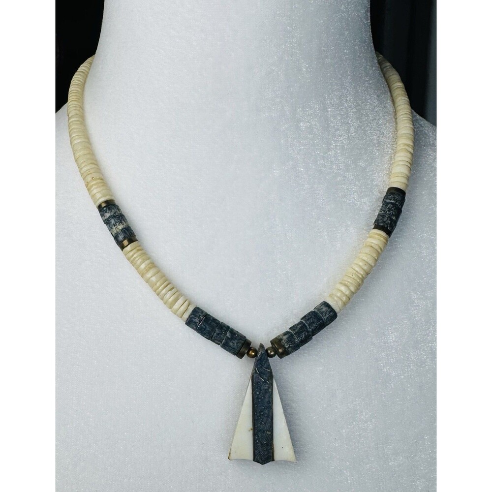 Vintage Bone & Horn Pendant Necklace Natural Heishi Beads Tribal Southwest 18”